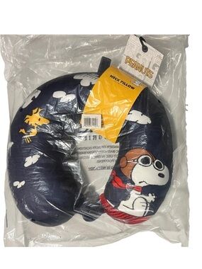 Peanuts New With Tags 2025 Memory Foam Snoopy Neck Pillow Gray/Yellow